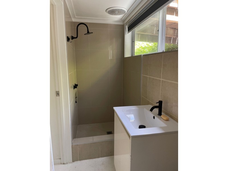 1 Lake View, Tewantin QLD 4565