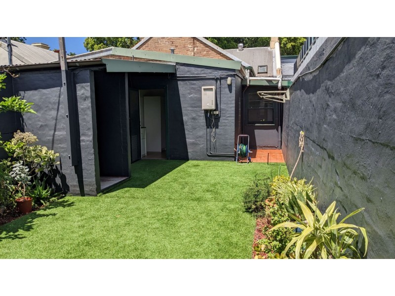 127 Derwent St, Glebe NSW 2037