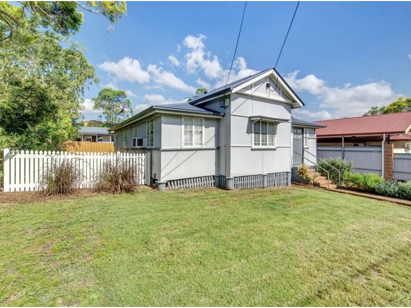 1/13 Molloy Street, Silkstone QLD 4304