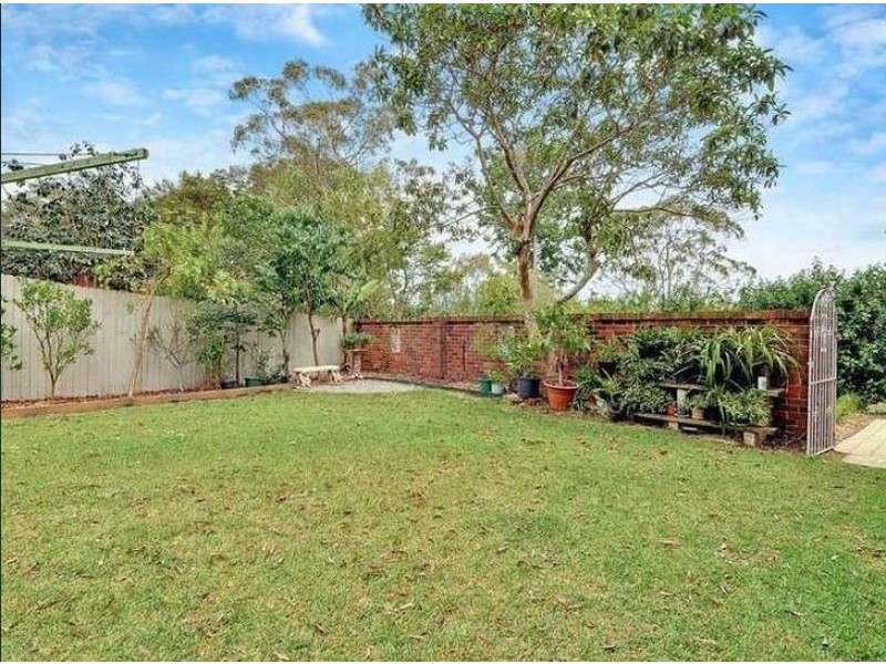1 WANAWONG DRIVE, Thornleigh NSW 2120