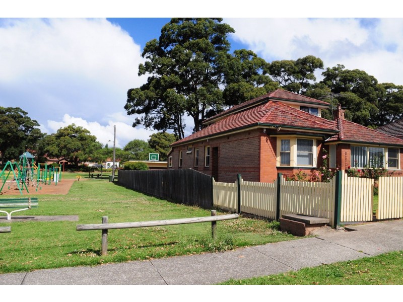 29 Bristol Road, Hurstville NSW 2220