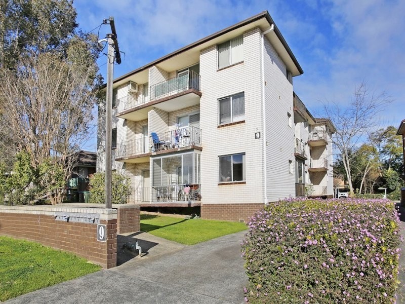 12/9 Reddall Street, Campbelltown NSW 2560