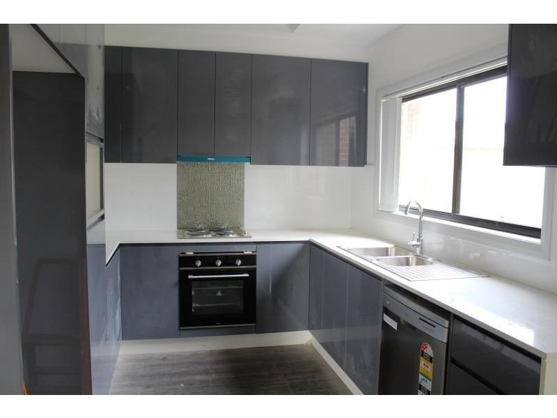 12 Niland Crescent, Blackett NSW 2770