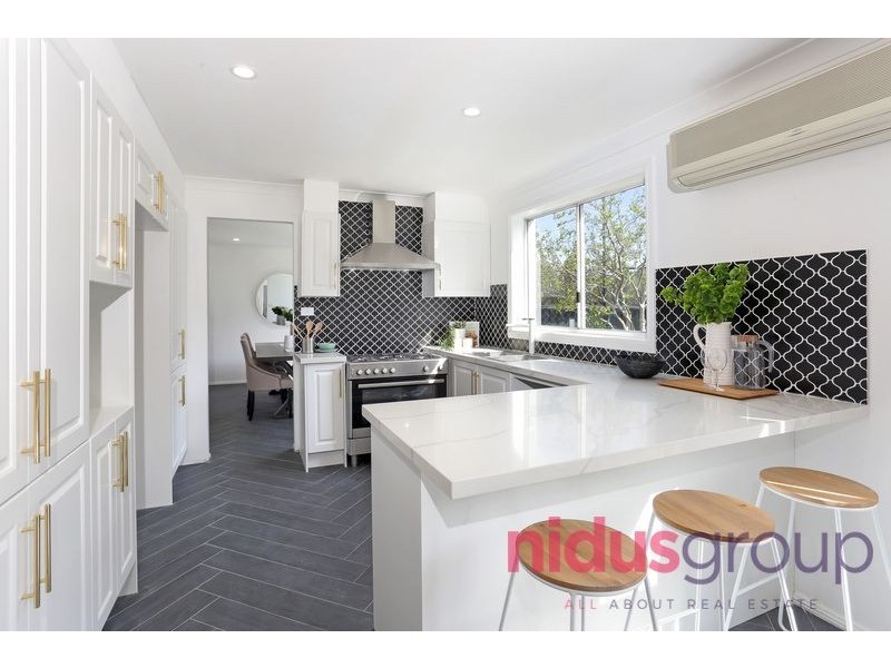 4 Cuvee Place, Minchinbury NSW 2770