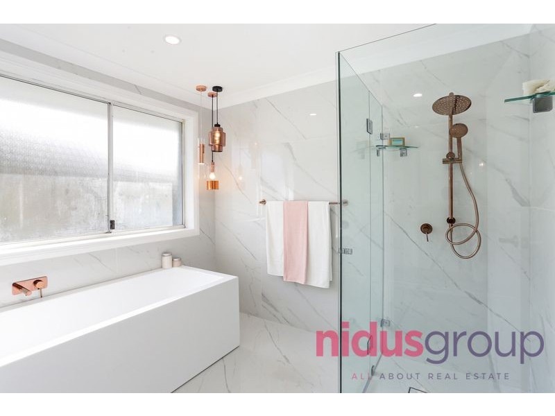 4 Cuvee Place, Minchinbury NSW 2770