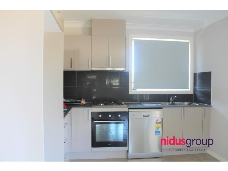 8a Perrin Avenue, Plumpton NSW 2761