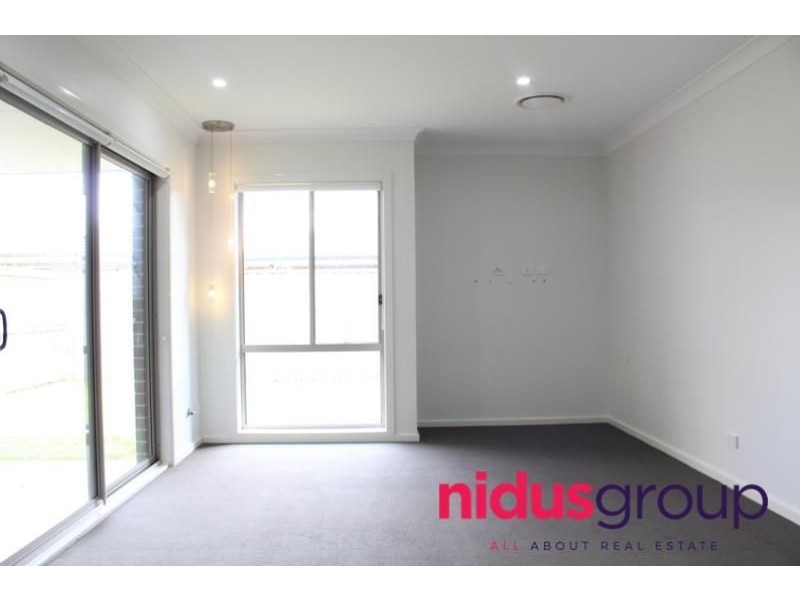 6 Everingham Street, Colebee NSW 2761