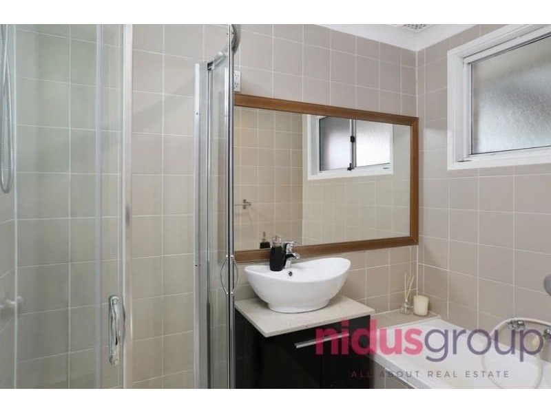 5/3 Woodvale Close, Plumpton NSW 2761