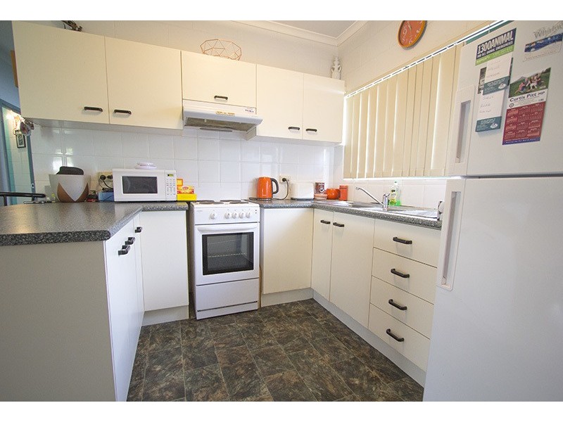 31 Cracknell Road, White Rock QLD 4868