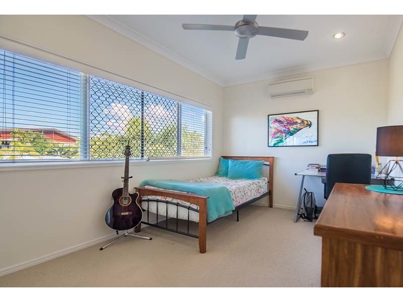 48 Harbour Drive, Trinity Park QLD 4879