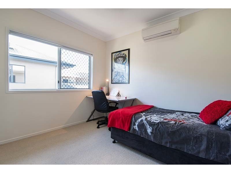 48 Harbour Drive, Trinity Park QLD 4879
