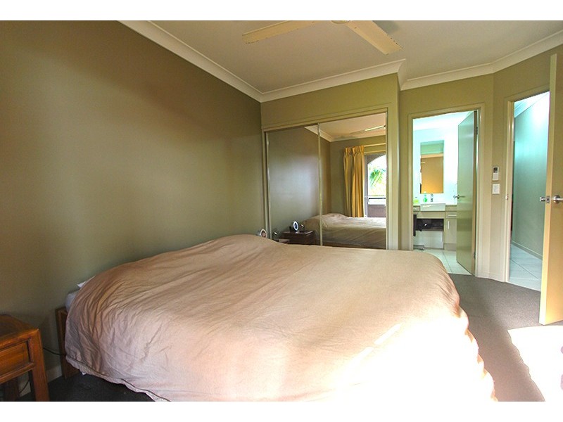 526/12-21 Gregory Street, Westcourt QLD 4870