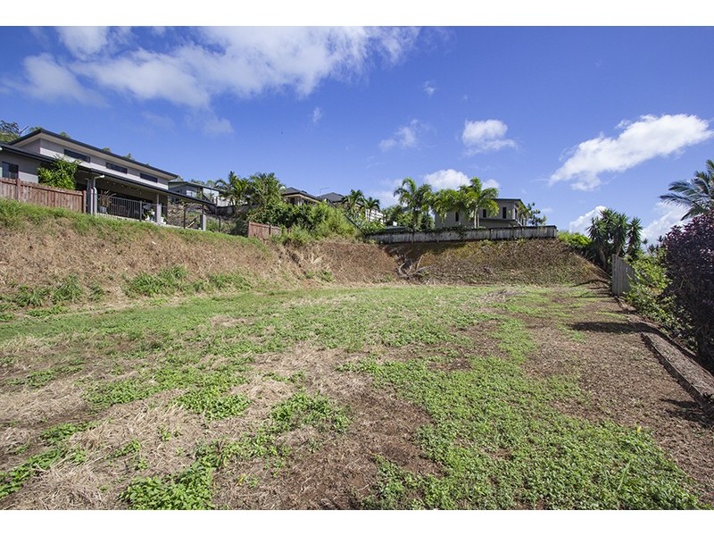 44 Findersia Street, Redlynch QLD 4870