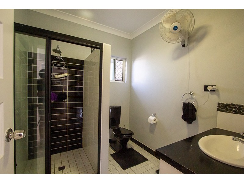 2/4 Golden Grove Drive, Bentley Park QLD 4869