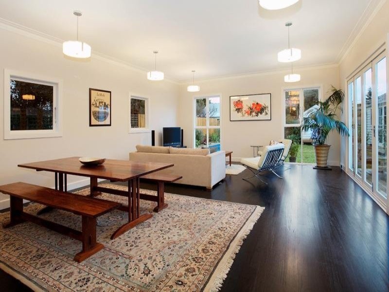 4 Holmby Road, Cheltenham VIC 3192