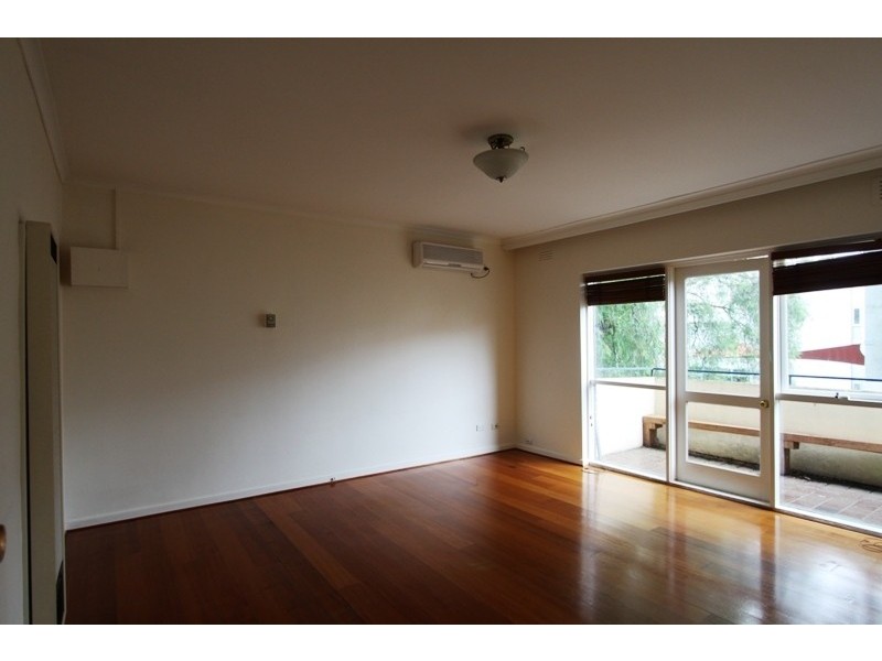 8/10 Redan Street, St Kilda East VIC 3183