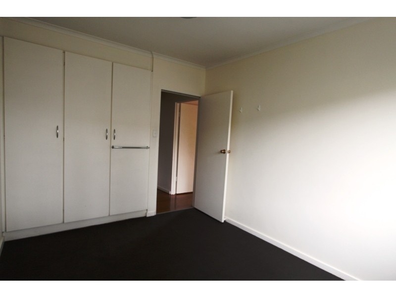 8/10 Redan Street, St Kilda East VIC 3183