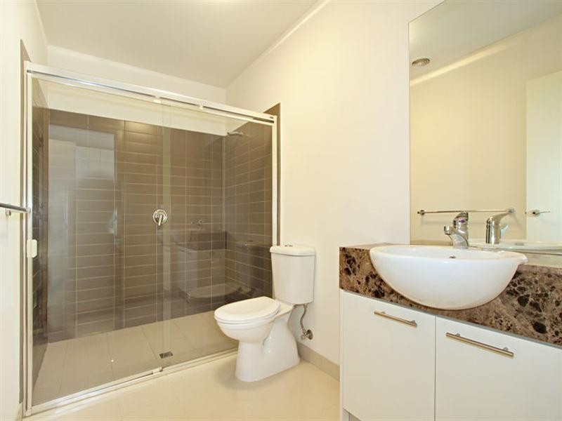 4/21 Lillimur Road, Ormond VIC 3204