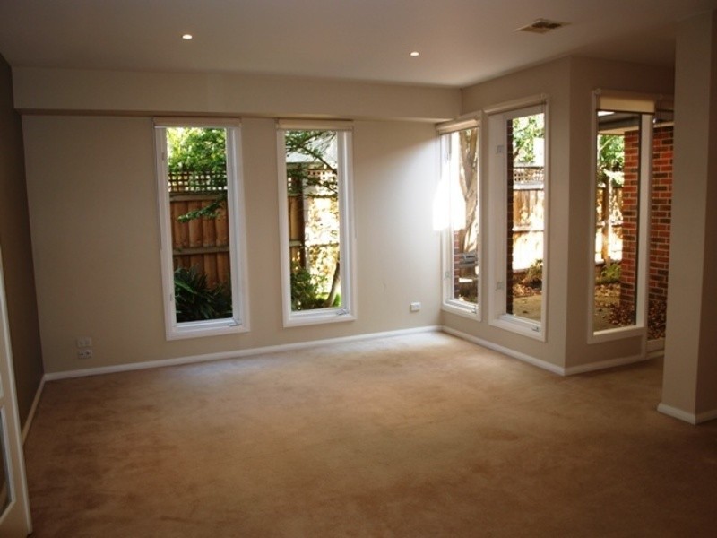 47 Charles St, Brighton East VIC 3187