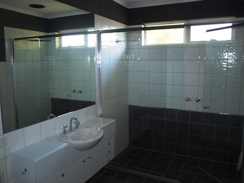 47 Charles St, Brighton East VIC 3187