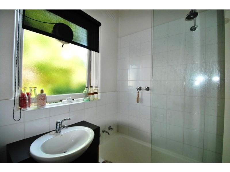 1/2-4 Mc Arthur St, Bentleigh VIC 3204