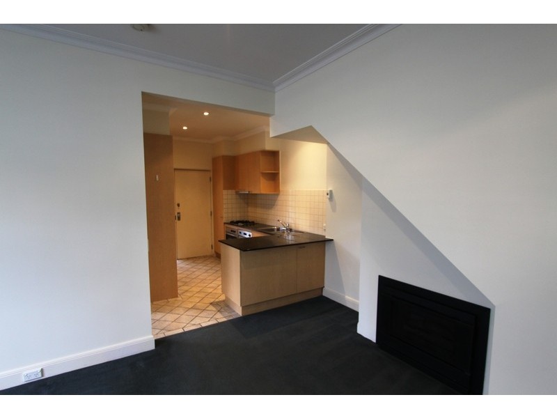 3/81 Mitford Street, Elwood VIC 3184