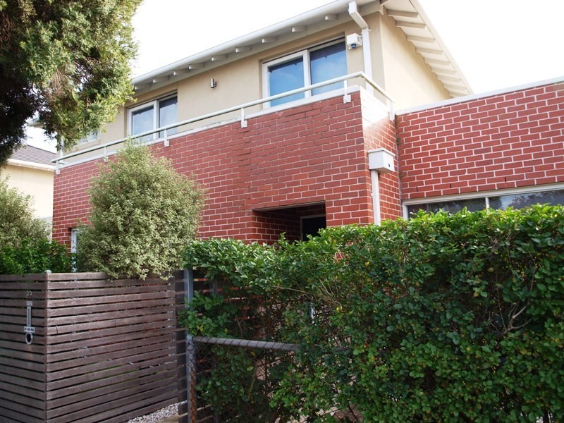 89 Teddington Road, Hampton VIC 3188