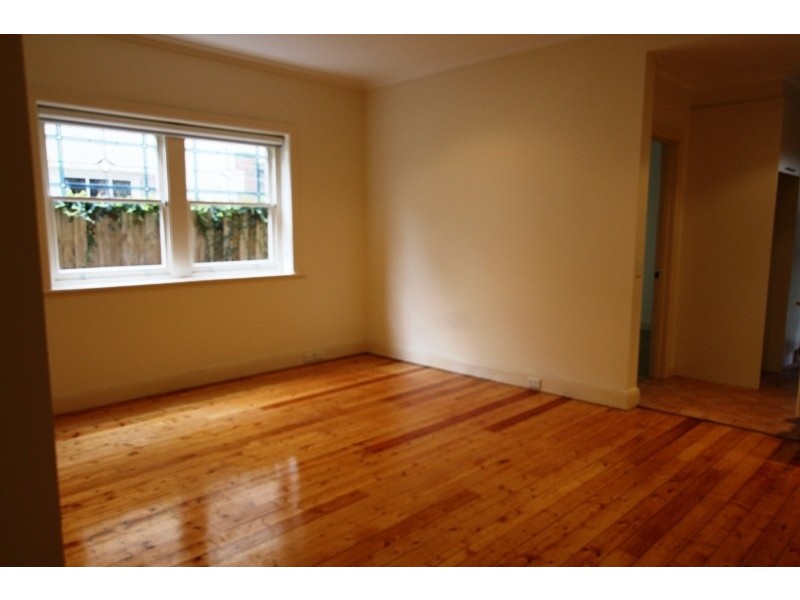 1/81 Mitford Street, Elwood VIC 3184