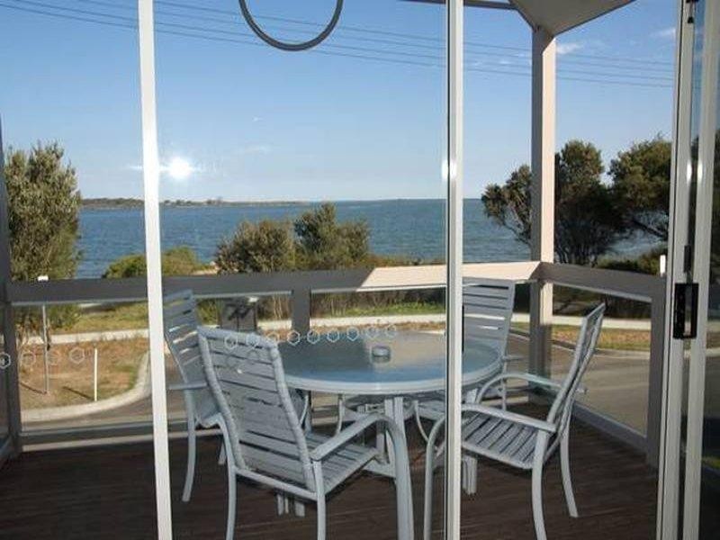 6 Metung Rd, Metung VIC 3904