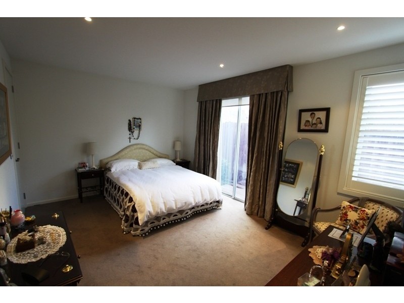 48A Raynes Park Road, Hampton VIC 3188