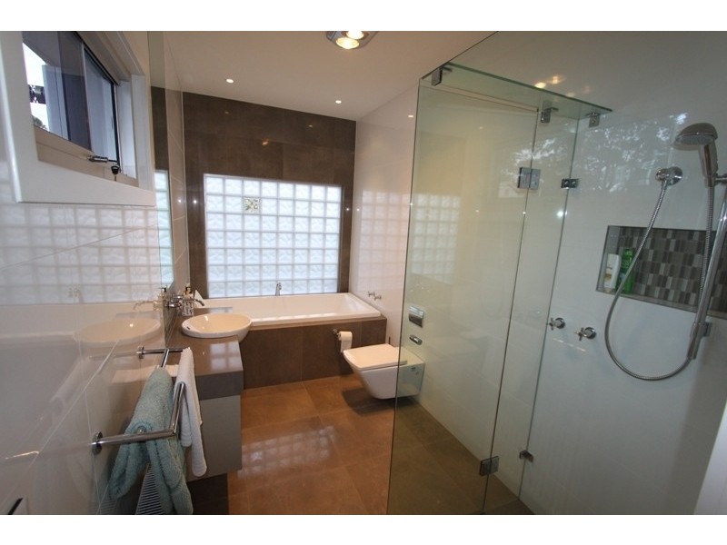 48A Raynes Park Road, Hampton VIC 3188