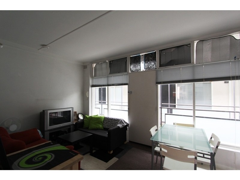 204/363 Beaconsfield Parade, St Kilda West VIC 3182