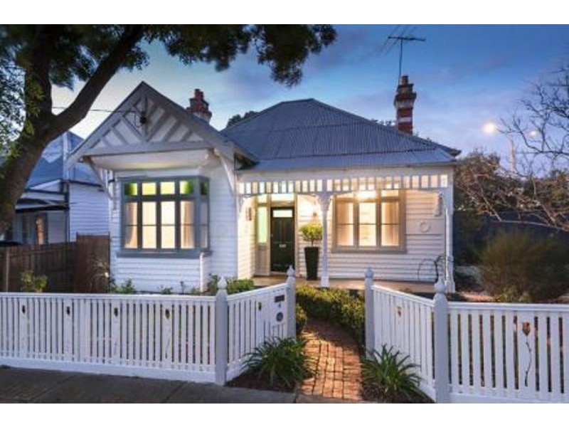 4 Sargon Grove, Brighton VIC 3186
