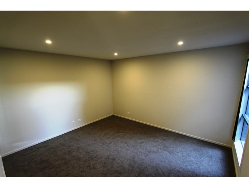 2/1 Cooma Street, Moorabbin VIC 3189