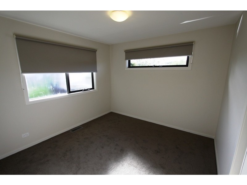 2/1 Cooma Street, Moorabbin VIC 3189