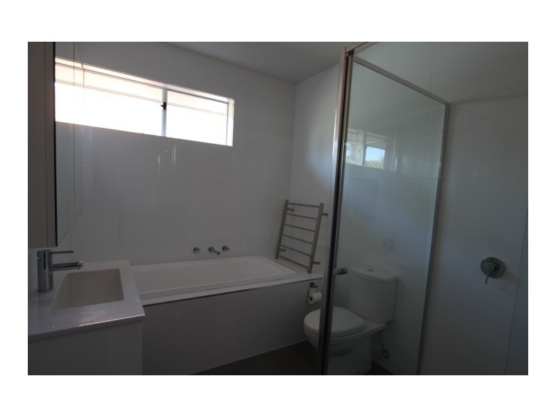 33 Fairview Ave, Cheltenham VIC 3192