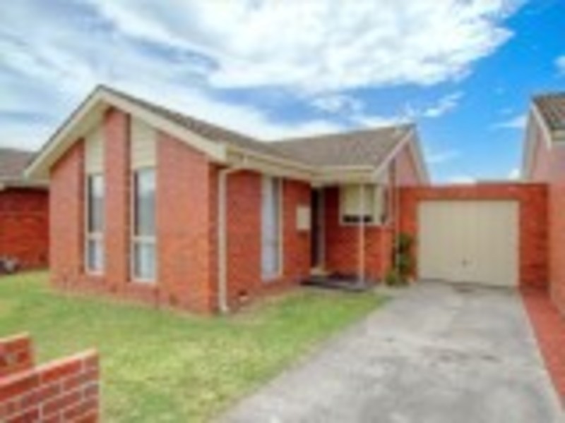 2/159  Cleeland Road, Dandenong VIC 3175