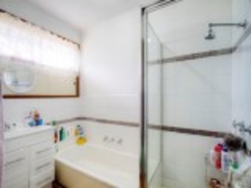 2/159  Cleeland Road, Dandenong VIC 3175