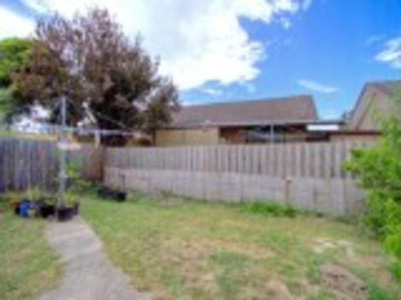 2/159  Cleeland Road, Dandenong VIC 3175