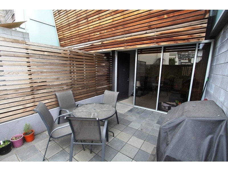 9/181 Bay Street, Port Melbourne VIC 3207