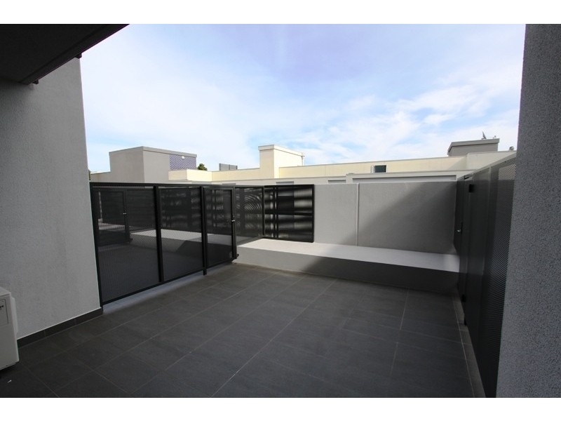 114/427 Hampton Street, Hampton VIC 3188