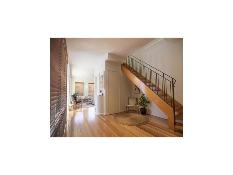 10 Coote Street, South Melbourne VIC 3205