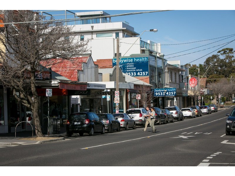 21/56 Beach Road, Hampton VIC 3188