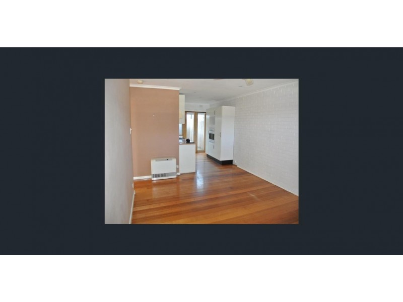 2/11 Mac Street, Parkdale VIC 3195