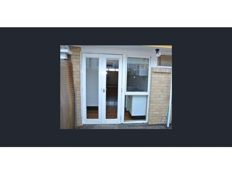 2/11 Mac Street, Parkdale VIC 3195