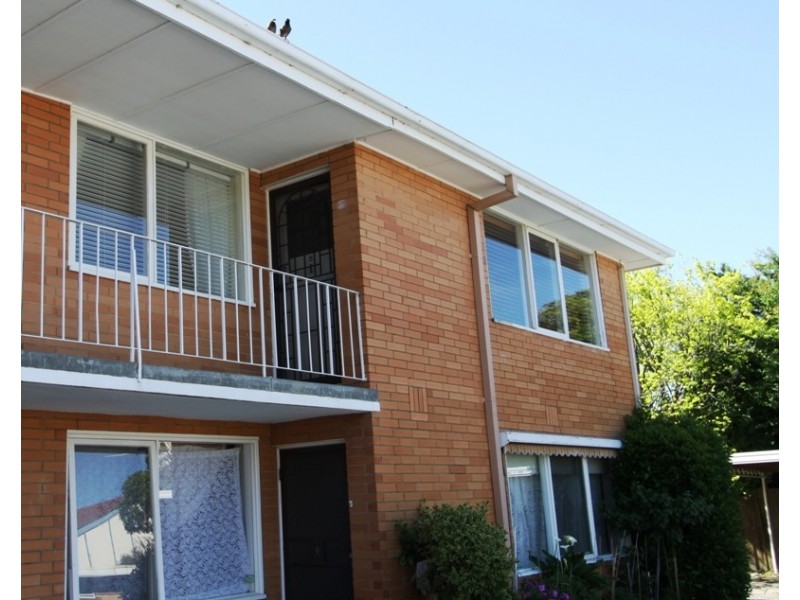 8/12 Bartlett Street, Hampton East VIC 3188