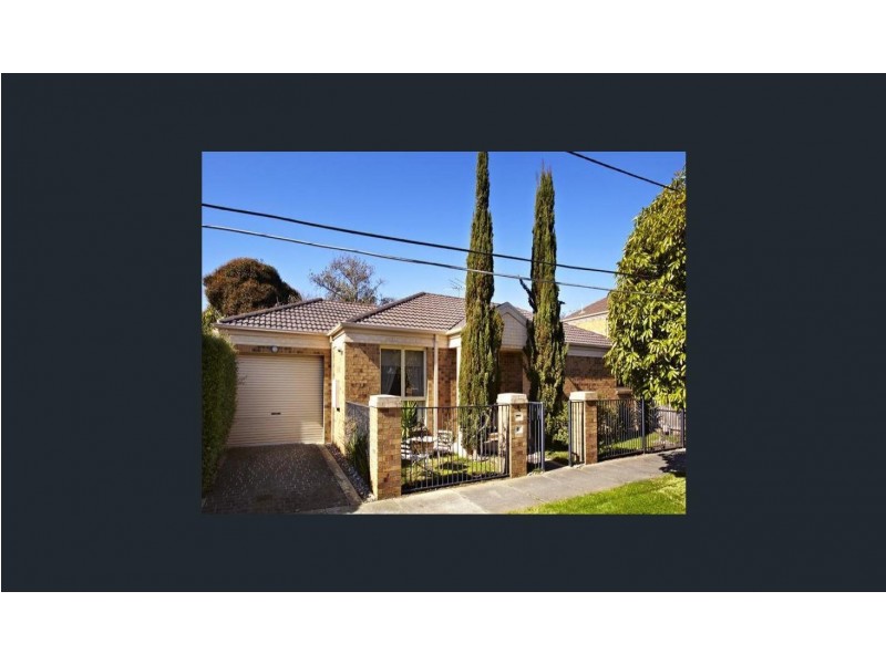 8 Ozone Street, Hampton VIC 3188
