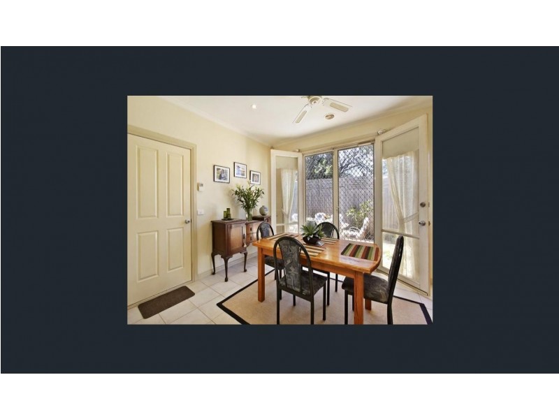 8 Ozone Street, Hampton VIC 3188