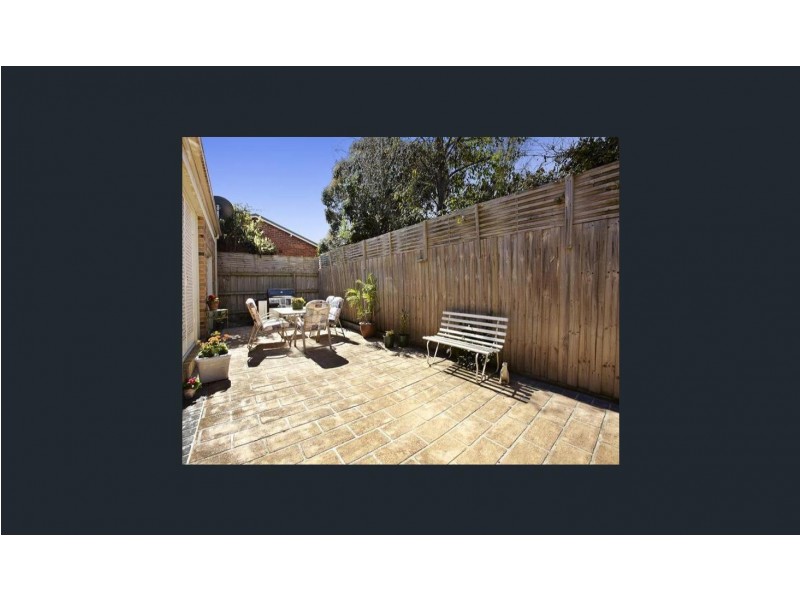 8 Ozone Street, Hampton VIC 3188