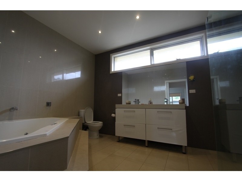 1 Hobart Street, Bentleigh VIC 3204